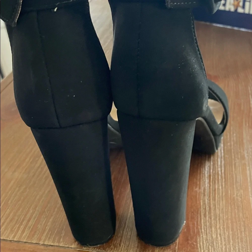 Dream Pairs Hi-Chunk Platform Pump Sandal Size 7 Black Nubuck Finish Baddie Edgy